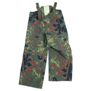 Bundeswehr Nässeschutz-Hose flecktarn gebraucht Bekl. 44